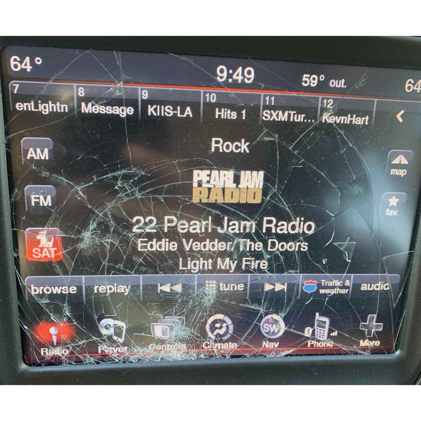 Uconnect 3 RB5 RE2 Radio 8.4 inch Touchscreen LAJ084T001A