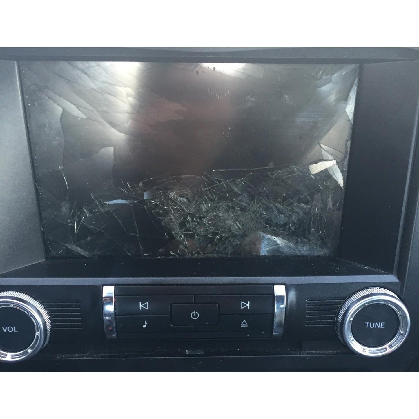 Ford MyFord Touch Sync 2 Radio 8 inch screen LQ080Y5DZ01 - FRP.parts