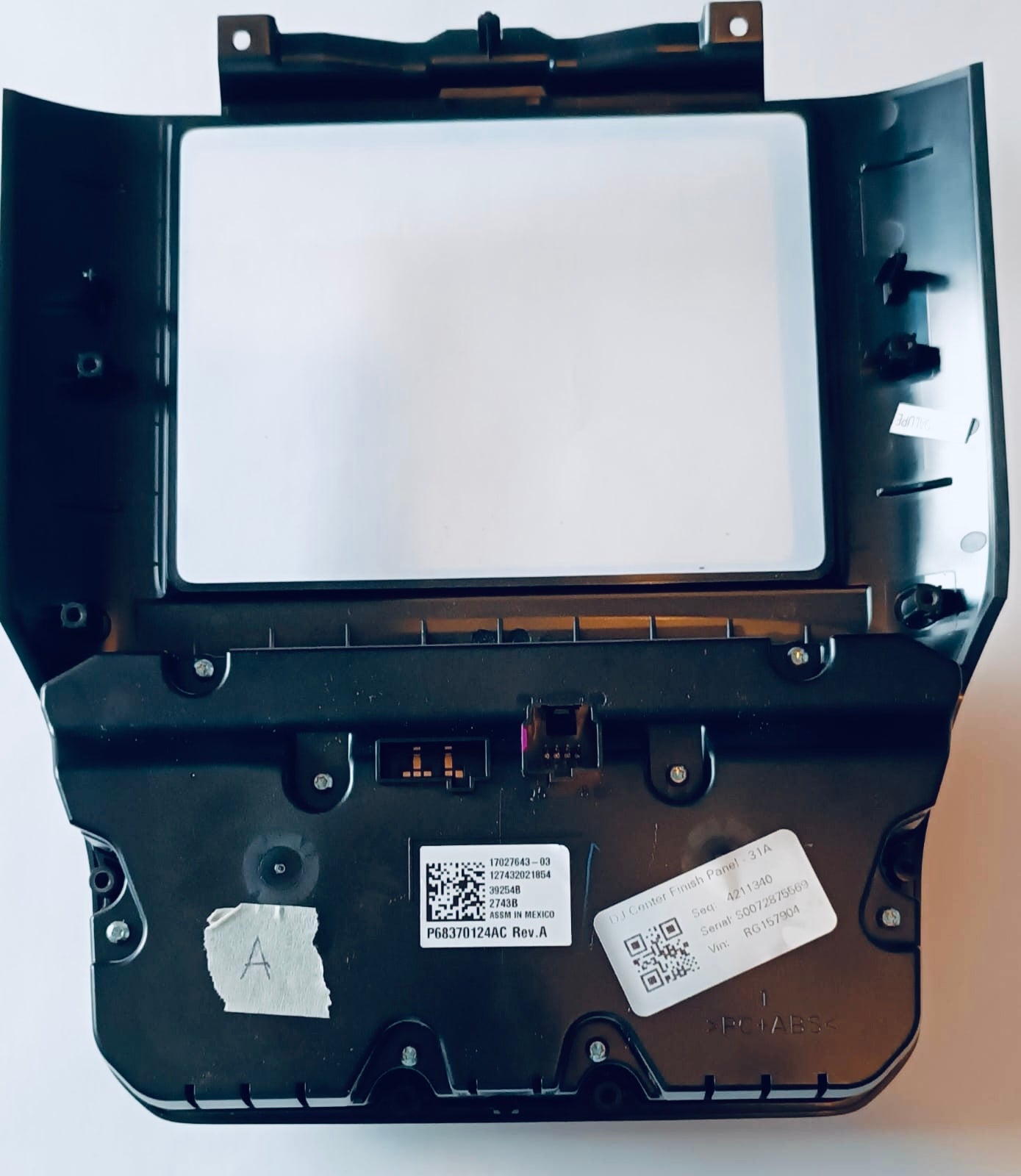 Ram Trucks Uconnect 5 8.4 inch Radio and Dash Bezel Kit New - FRP.parts