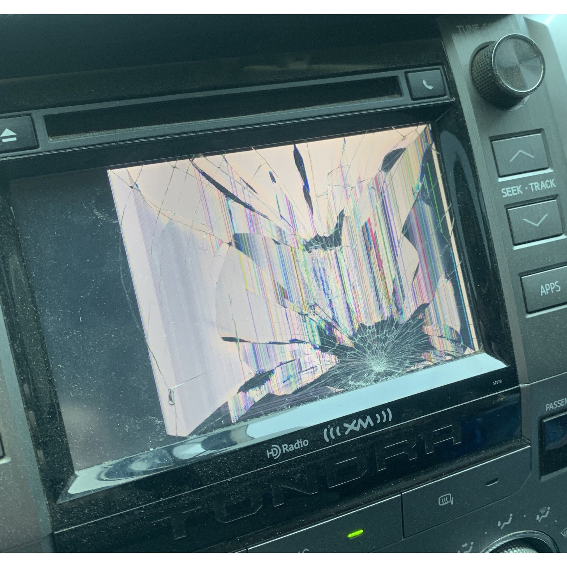 Toyota Tundra Panasonic Radio 7 inch LCD and Touch screen LA070WV2 TD01 - FRP.parts